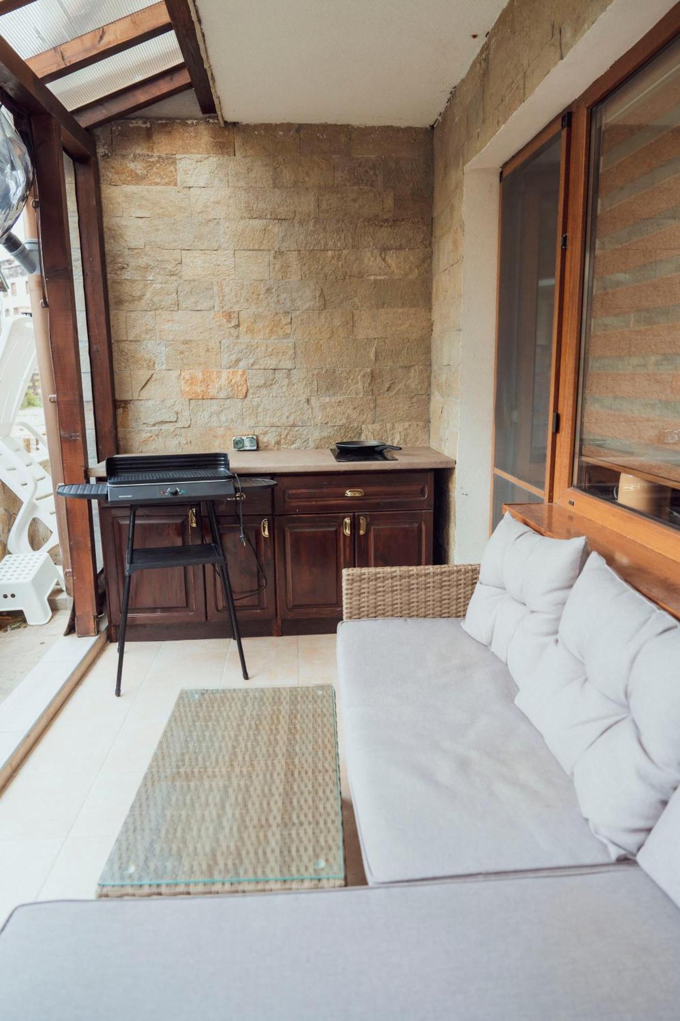 Cozy & Stylish Flat With Amazing View, 2Min Walk To Ski Road, 7-8 Min To Gondola Bansko Luaran gambar